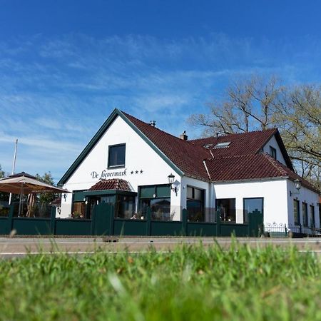 Hotel Restaurant De Loenermark Loenen Bagian luar foto